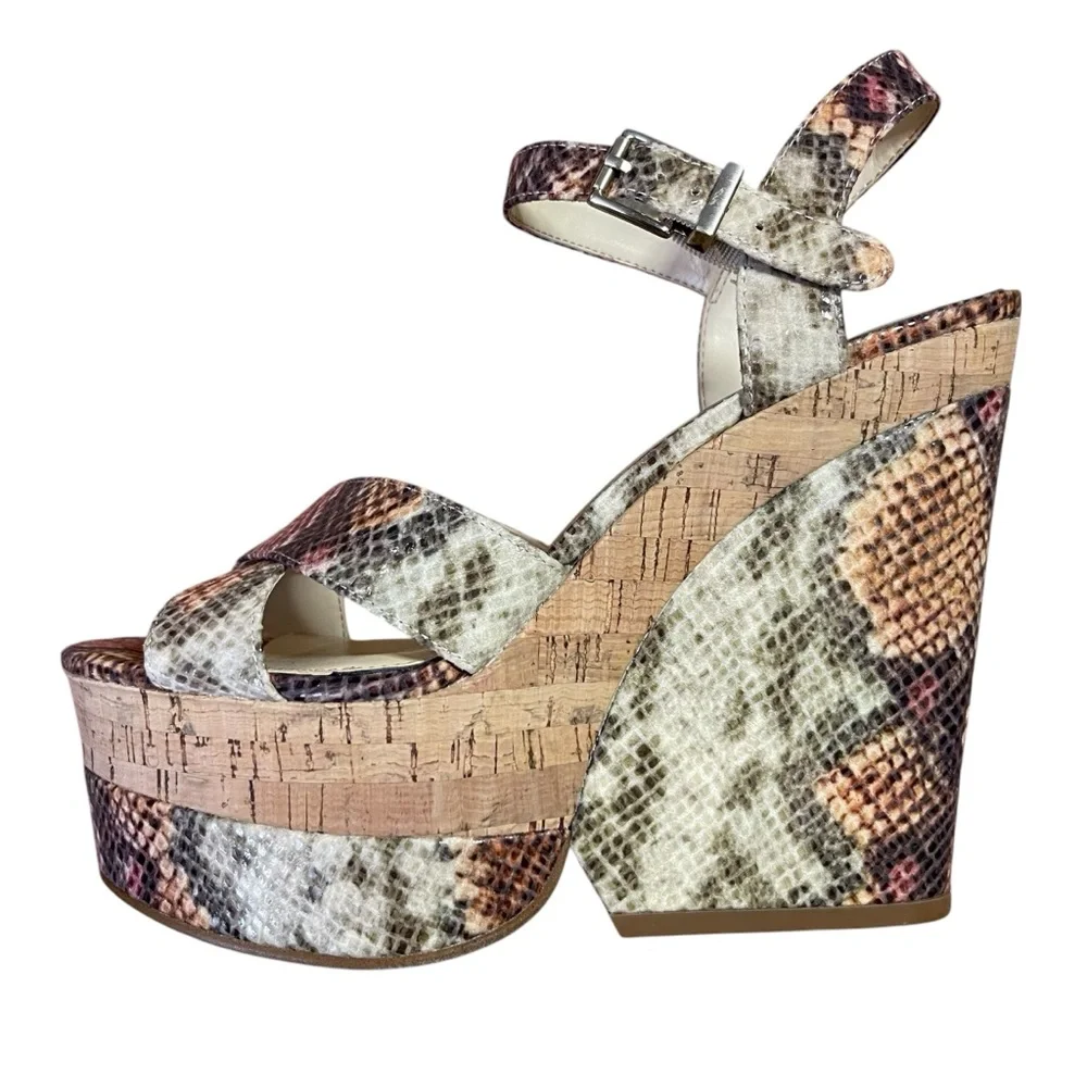 Jessica Simpson major tan brown